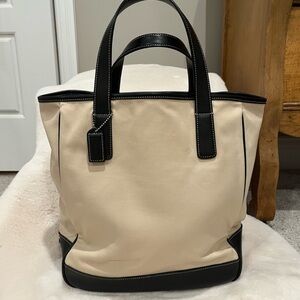 Coach VTG Hamptons Canvas Leather Trim Shopper Bag